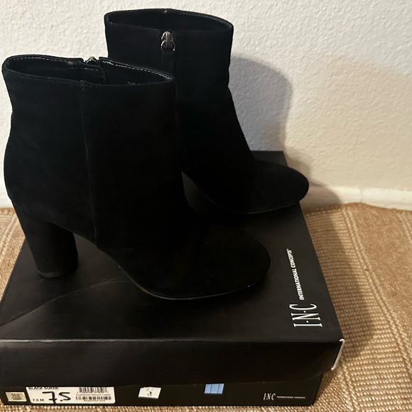 International Concepts (INC) 2 Inch Block Booties Black - Picture 5 of 5